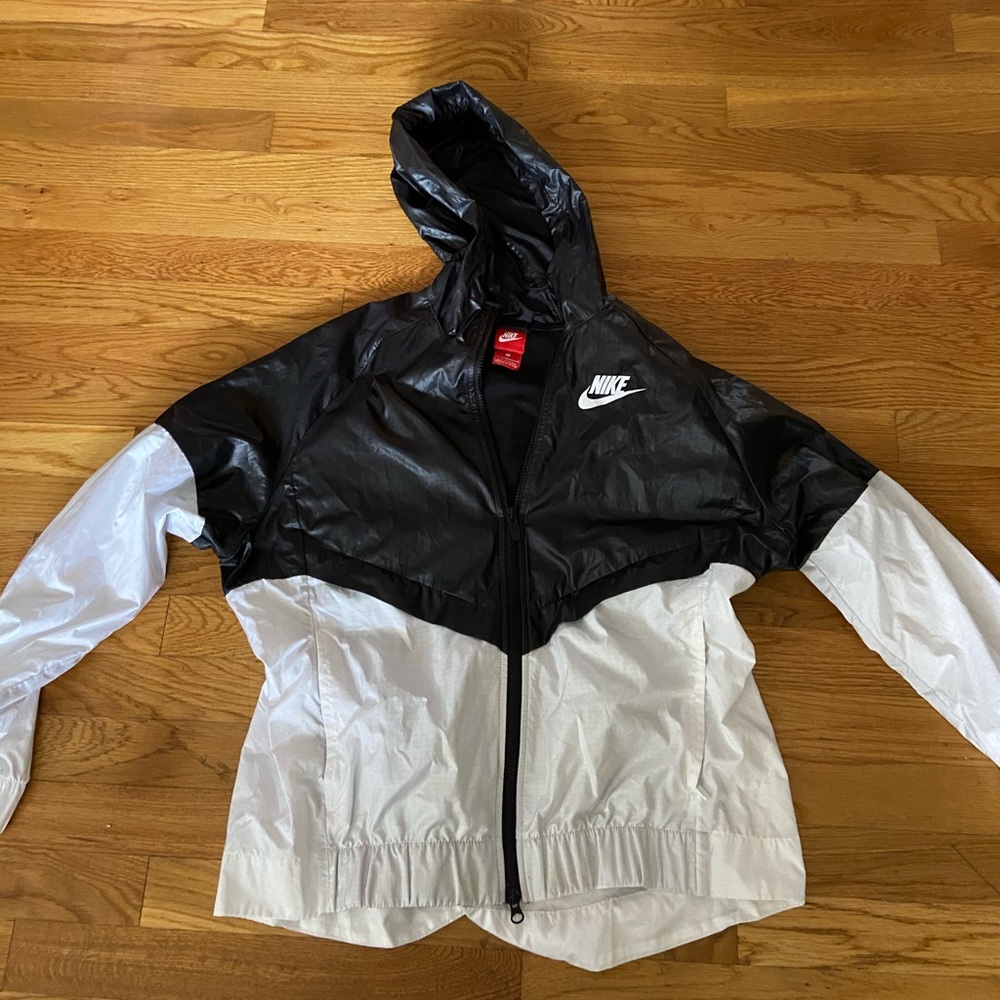 Nike windbreaker